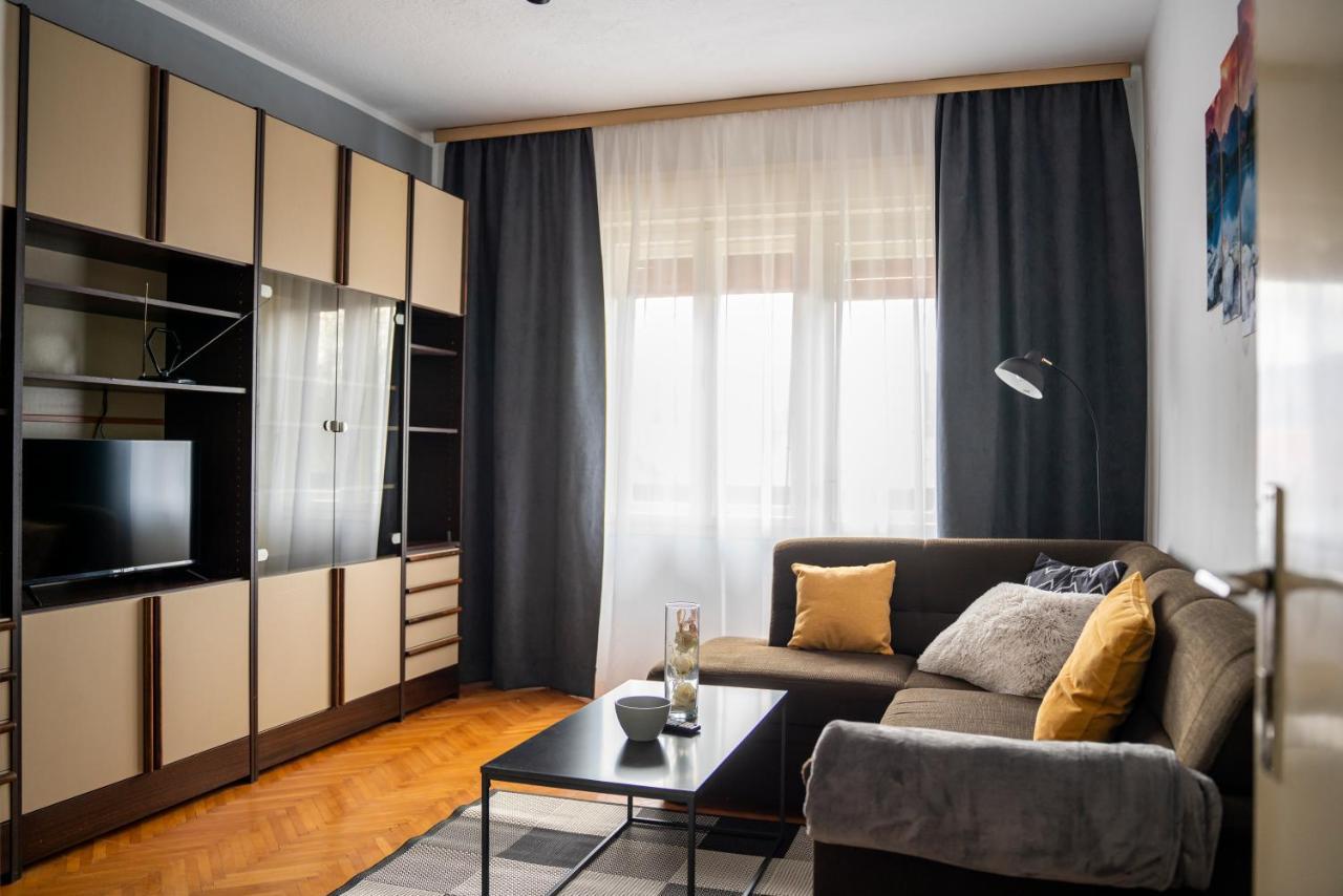 Apartment Soul Knin Eksteriør bilde